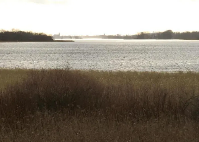 דירה Mit Blick Auf Wasser By Interhome Radewege