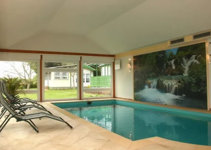 Mit Blick Auf Wasser By Interhome